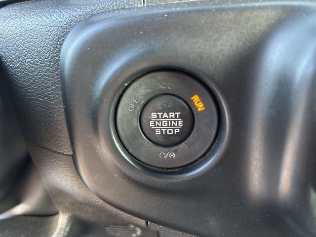 Used 2023 Jeep Wrangler Unlimited Sahara w/ Cold Weather Group AWD/4WD image 25