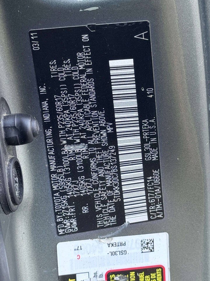 Used 2011 Toyota Sienna LE FWD image 18