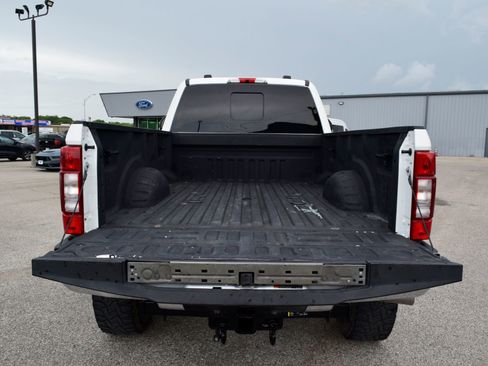Used 2022 Ford F350 Lariat w/ Lariat Ultimate Package AWD/4WD image 21
