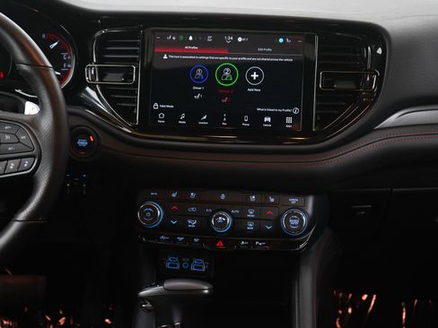 Used 2024 Dodge Durango GT image 18