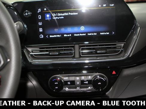 New 2026 Chevrolet Trax RS w/ Sunroof Package image 17