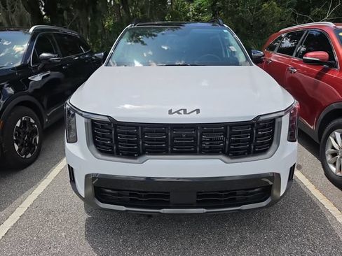 Certified 2025 Kia Sorento SX AWD/4WD image 2