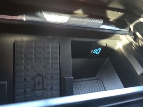 Used 2023 Ford F350 Lariat w/ Sport Appearance Package image 20