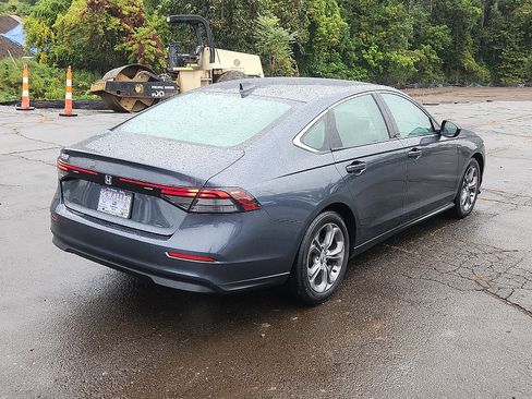 Used 2024 Honda Accord EX image 6