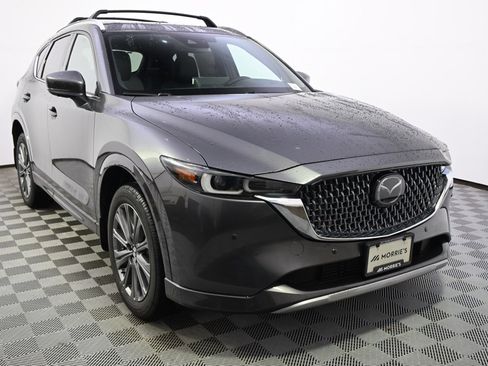 New 2025 MAZDA CX-5 Signature image 8
