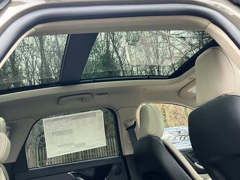 New 2026 Lincoln Corsair Grand Touring image 11