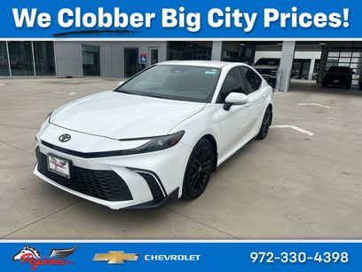 Used 2025 Toyota Camry SE w/ Convenience Package