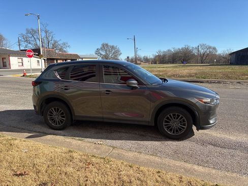 Used 2020 MAZDA CX-5 Touring image 7