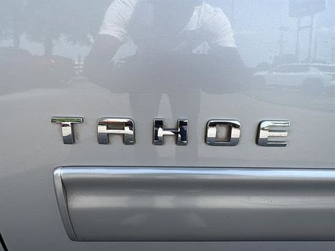 Used 2010 Chevrolet Tahoe LT w/ Regional Value Package RWD image 12