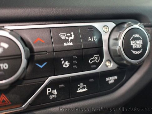 Used 2024 Jeep Wrangler Unlimited Rubicon 392 image 31