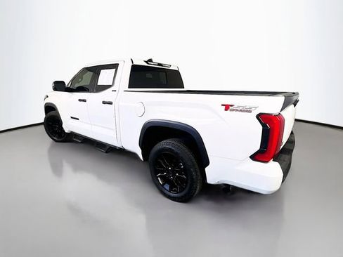 Used 2022 Toyota Tundra SR5 RWD image 6