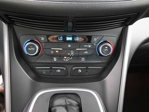 Used 2017 Ford C-MAX Energi SE FWD image 8
