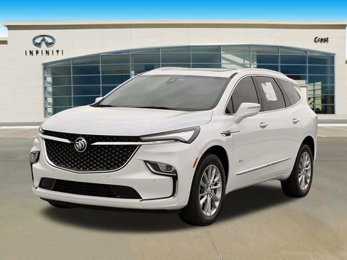 Used 2023 Buick Enclave Avenir image 9