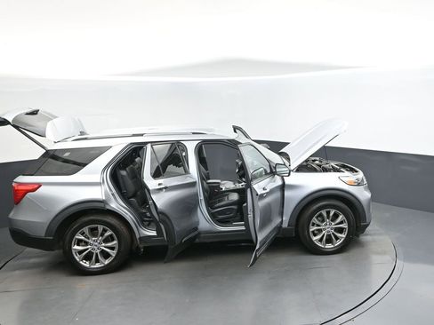 Used 2022 Ford Explorer Limited image 54