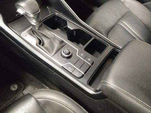 Used 2022 Kia Sorento S w/ Panoramic Sunroof Package FWD image 26