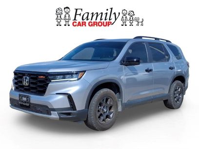 Used 2025 Honda Pilot TrailSport