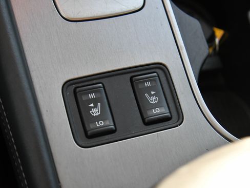 Used 2023 Nissan Murano SV image 25