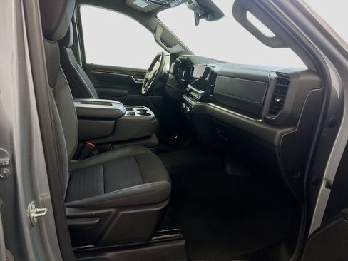 Used 2023 GMC Sierra 1500 Elevation image 32