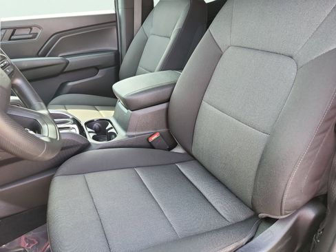 Used 2023 Chevrolet Colorado Trail Boss w/ Technology Package AWD/4WD image 23