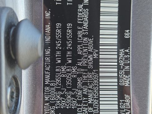 Used 2017 Toyota Highlander SE AWD/4WD image 36