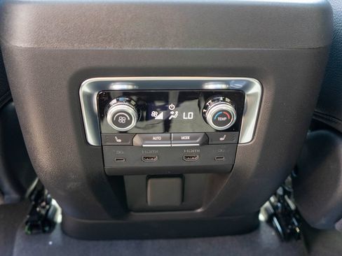 New 2026 GMC Yukon XL Denali w/ Denali Reserve Package AWD/4WD image 16