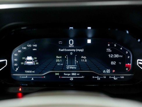 Used 2023 GMC Yukon XL Denali AWD/4WD image 56