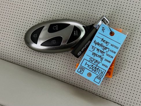 Used 2025 Hyundai Santa Fe Calligraphy FWD image 33