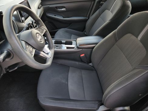Used 2025 Nissan Sentra SV FWD image 14