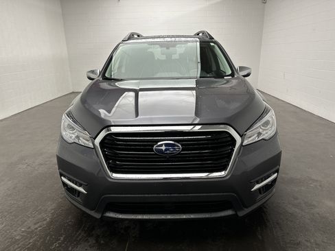 Used 2021 Subaru Ascent Touring w/ Popular Package #2A image 3