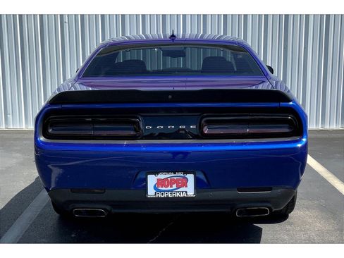 Used 2022 Dodge Challenger R/T w/ Shaker Package image 4