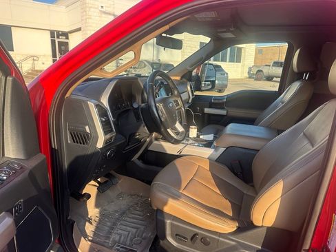 Used 2022 Ford F250 Lariat w/ Lariat Value Package RWD image 13