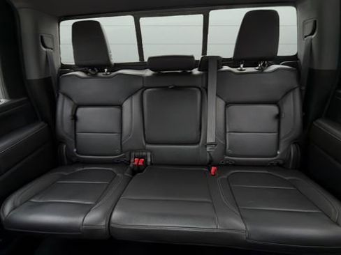 Used 2020 Chevrolet Silverado 2500 LTZ w/ LTZ Plus Package image 21