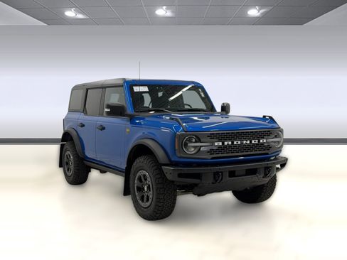 Used 2022 Ford Bronco Badlands AWD/4WD image 6