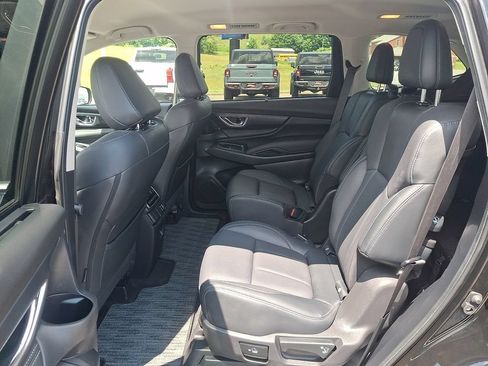Used 2023 Subaru Ascent Limited AWD/4WD image 10