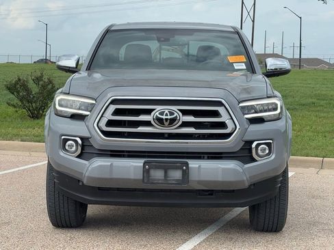 Used 2020 Toyota Tacoma Limited image 3