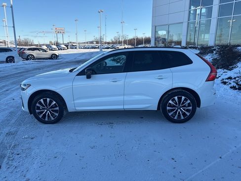 Certified 2025 Volvo XC60 B5 Core image 10