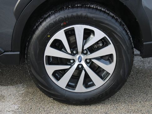 Certified 2024 Subaru Outback Premium image 31