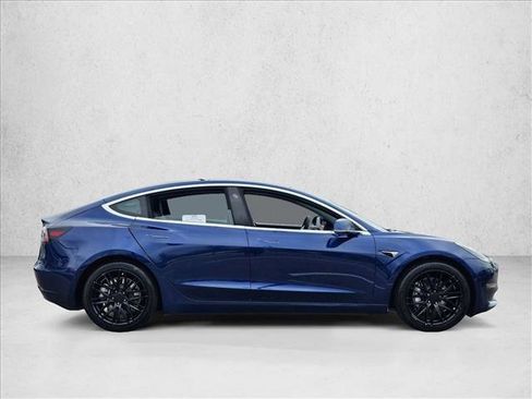 Used 2018 Tesla Model 3 Long Range AWD/4WD image 4