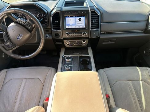 Used 2019 Ford Expedition Limited image 23