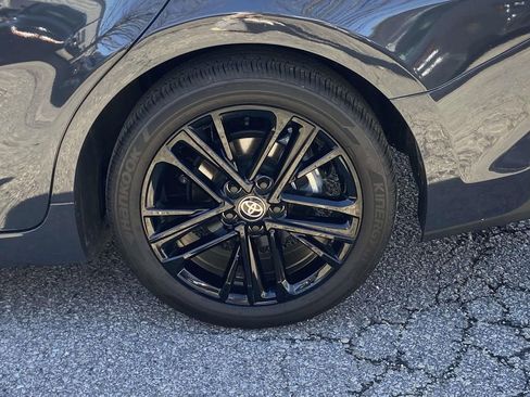 Used 2025 Toyota Camry SE w/ Multimedia Upgrade Package image 8