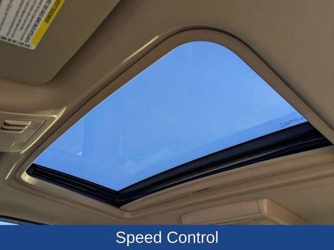 Used 2013 Chevrolet Avalanche LTZ image 22