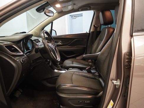 Used 2015 Buick Encore FWD image 4