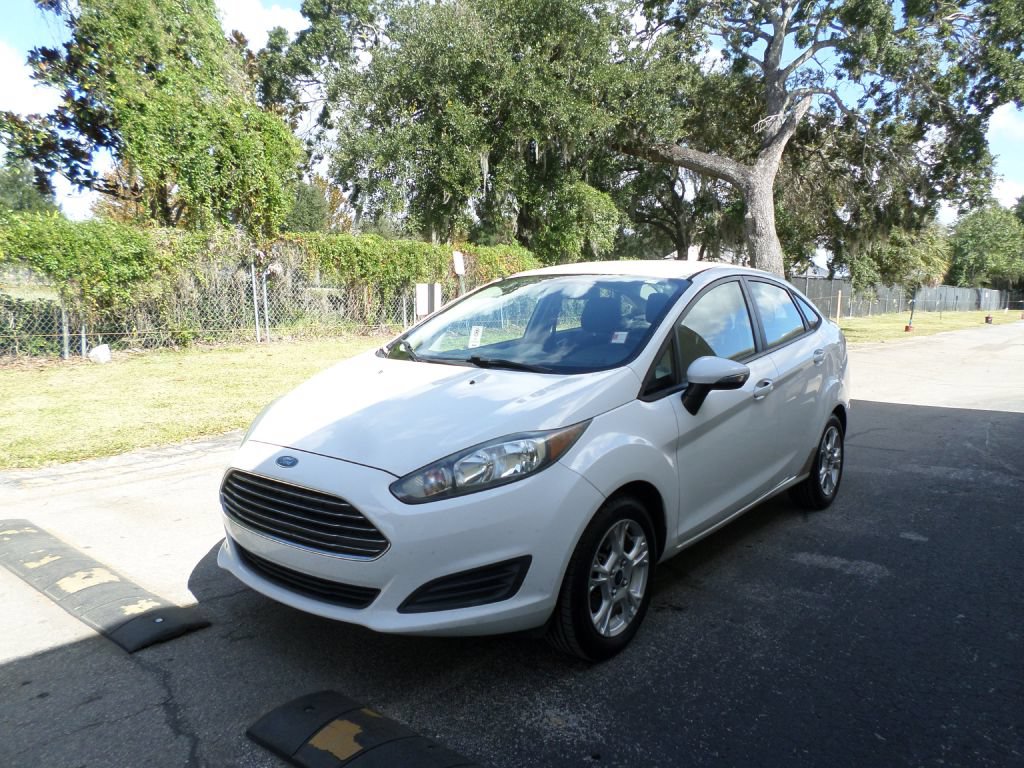 Used 2014 Ford Fiesta SE FWD image 4