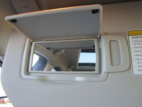 Used 2023 Nissan Rogue SL w/ SL Premium Package FWD image 38