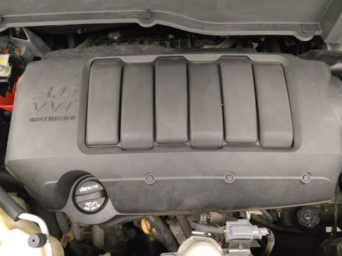 Used 2015 Buick Enclave Premium FWD image 30