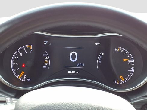 Used 2019 Jeep Grand Cherokee Limited w/ Luxury Group II image 32