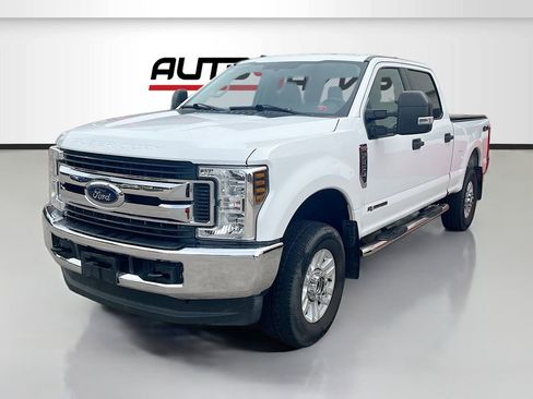 Used 2018 Ford F350 XLT w/ Snow Plow Prep Package AWD/4WD image 3
