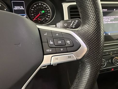 Used 2021 Volkswagen Atlas SE w/ Panoramic Sunroof Package AWD/4WD image 16