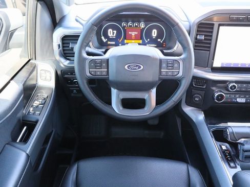 Used 2022 Ford F150 Lariat image 23