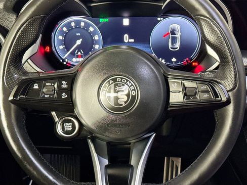 Used 2024 Alfa Romeo Stelvio Veloce AWD/4WD image 21